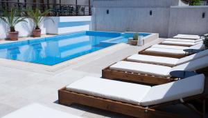 Ema Hotel