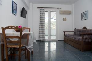 Erato Apartments Andros Greece