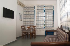 Erato Apartments Andros Greece