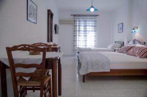 Erato Apartments Andros Greece