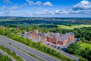 Hogs Back Hotel & Spa Nr Farnham - 法纳姆