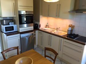 Appartements Appartement Standing 55m2 - Terrasse Sud, Parking, Wifi : photos des chambres