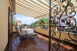 Premium Central Apartments