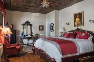 Deluxe King Room room in Inn at the Old Silk Mill