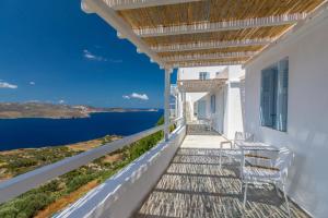 Halara Studios Milos Greece