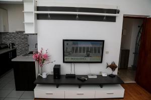 Apartments with parking space Jelsa, Hvar - 5703