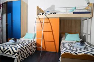 Apartments with parking space Jelsa, Hvar - 5703