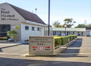 Barclay Motor Inn