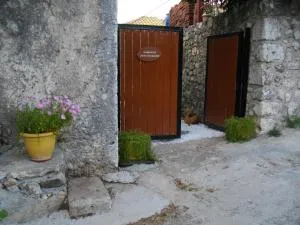 Carsazzio Cottage House - Pigadhisánoi