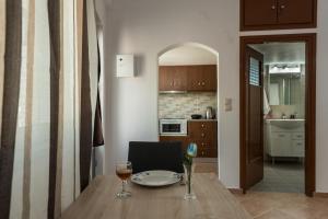 Kostas Homes