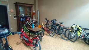 Hotels Logis Hotel Medieval, Montelimar Nord : photos des chambres