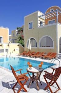 Sellada Apartments Santorini Greece