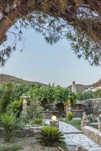 Didymes Studios Tinos Greece