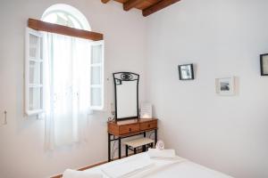 Didymes Studios Tinos Greece