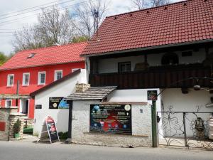 Ferienhaus Rodinné vinařství Mikulenkovi Velké Žernoseky Tschechien