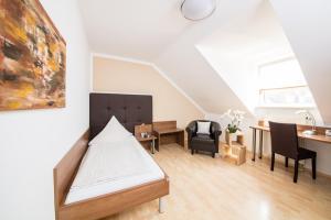 Standard Single Room room in Hotel Bavaria