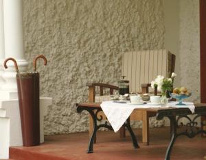 Leeuwenbosch Shearers Lodge - Amakhala Game Reserve