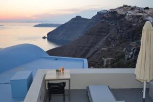 Aria Suites & Villas Santorini Greece