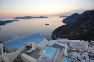 Aria Suites & Villas Santorini Greece