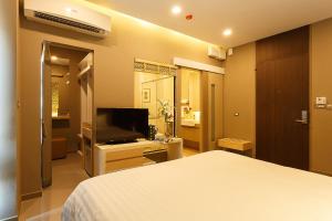 Superior - Giường King (Superior - King Size Bed)