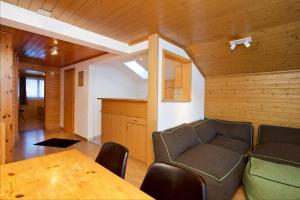 Two-Bedroom Apartment room in Chalet Felderhof