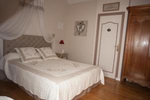 B&B / Chambres d'hotes Les Jarrieres : photos des chambres