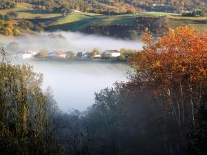 Appartements BaskoParadis I Eco-Gites I Calme I Vue I Anes I Jardin I Montagne I Nature : photos des chambres