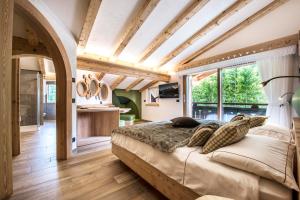 Suite with Hot Tub room in Albergo Hotel Chalet Pineta