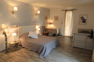 B&B / Chambres d'hotes Mas d'Auzieres : photos des chambres