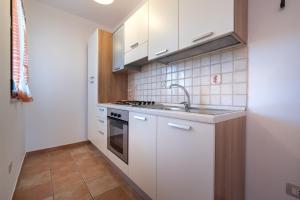 Residence Blue Pearl