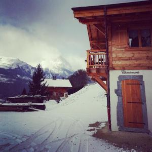 B&B / Chambres d'hotes Chantemerle 1741, chambres d'hotes a la montagne : photos des chambres