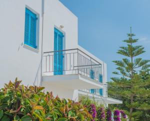 Ostria Hotel & Apartments Andros Greece