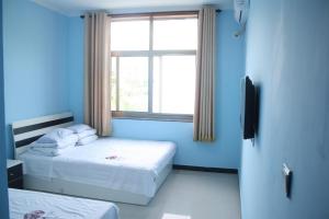 A Hotelcom Luxury And Cheap Accommodation In Daantou - 