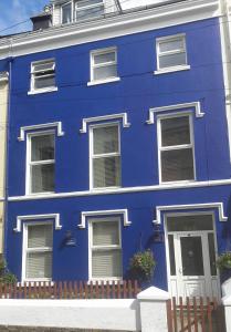 Bed And Blueberry Two Bed Suite for 2,3, 4 people OWN FACILITIES