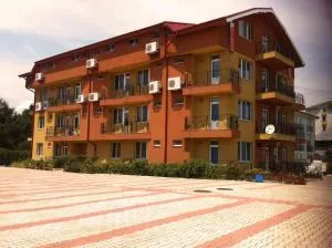 Casa Simona - 南埃福列