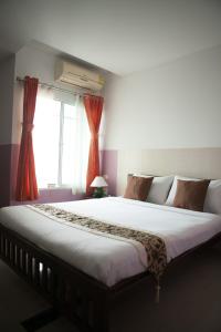 Ratchada 17 Place