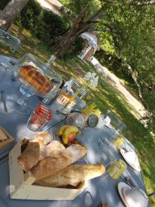 B&B / Chambres d'hotes Le Domaine Saint Martin : photos des chambres