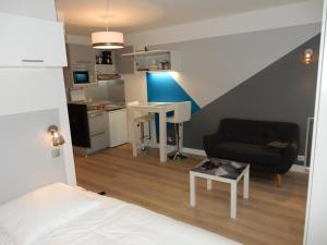 Appartements Studio Port Cergy : Studio