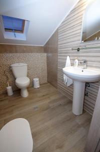 John & Eve Hotel Olympos Greece