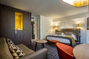 Hotels Hotel De Bourbon Grand Hotel Mercure Bourges : photos des chambres