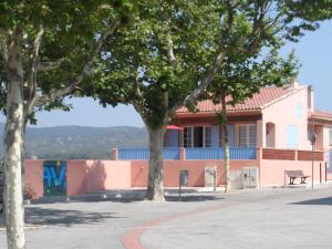 Maisons de vacances Place du Chateau : photos des chambres