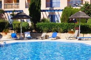 Regina Gardens Lovely Apartment