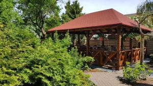 Pensjonat Tadeusz i Apartamenty w Darłówku