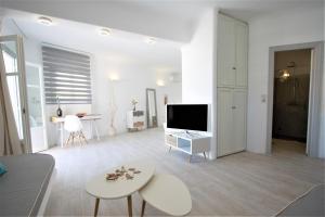 Yades -Sea VIew Suites - Adults only