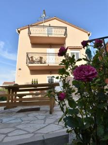 Apartmani Nataša Nino Jezera, Murter