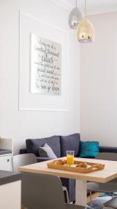 White Rose Apartment