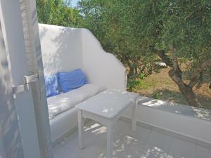 Yiannis Studios Paros Greece