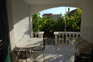 3 stern pension Apartmani Darija Komiža Kroatien
