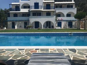 Апартамент Saltriver rooms Алмиропотамос Гърция