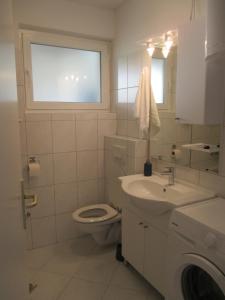 Lemon Tree Apartments